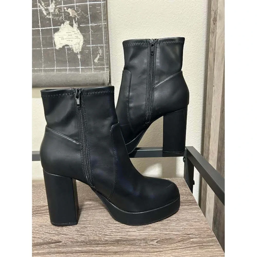 House of Harlow 1960 Womens Black Platform Block Heel Ankle Boots Size 8.5 Y2K